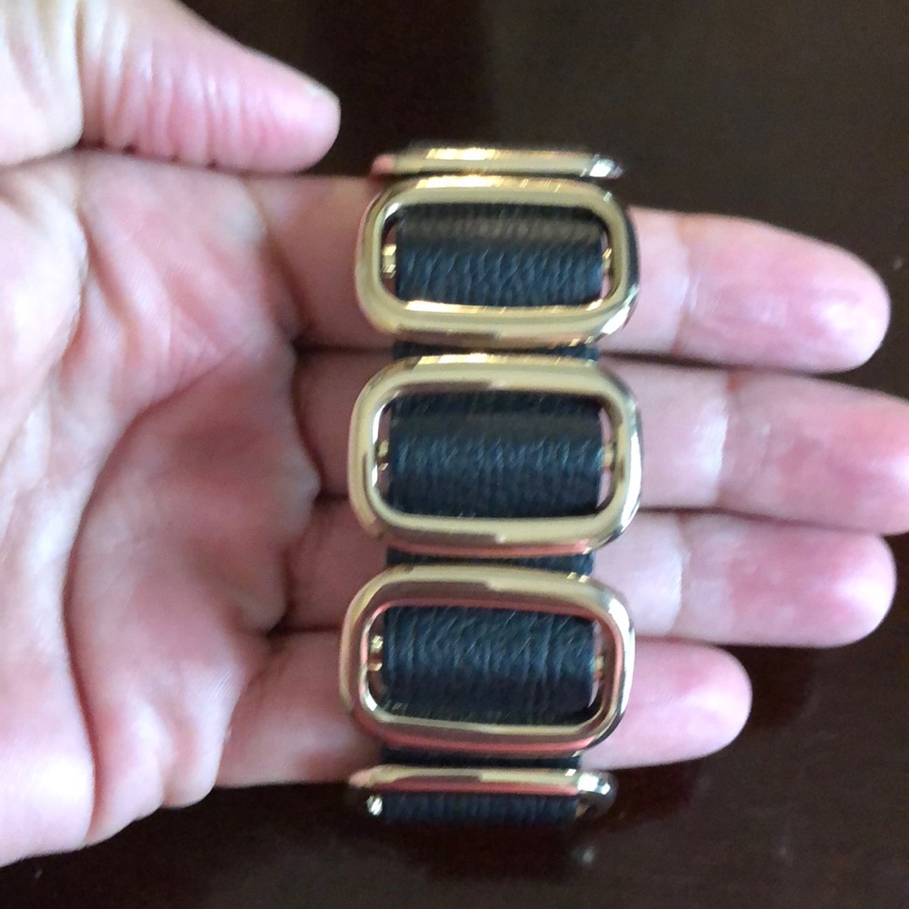 New York and Company Bracelet - Picture 6 of 7